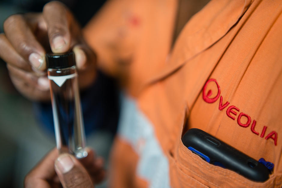 Veolia employee 